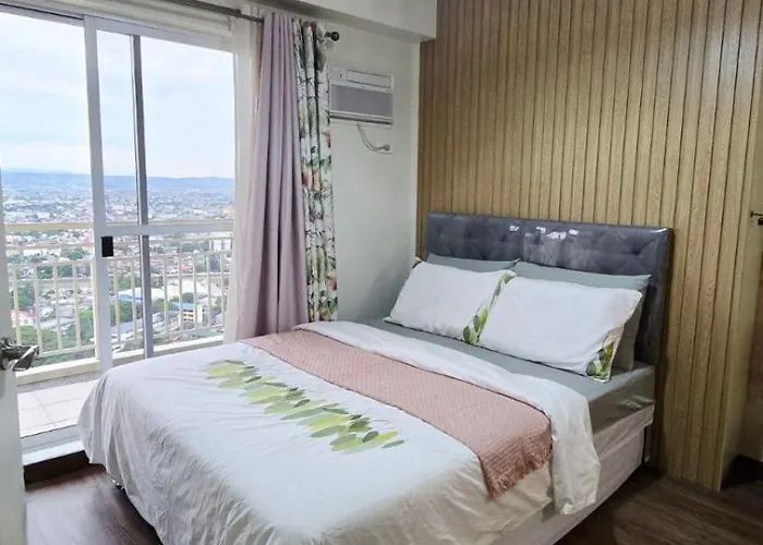 Topview Place 3 Bedroom Apartment Manila